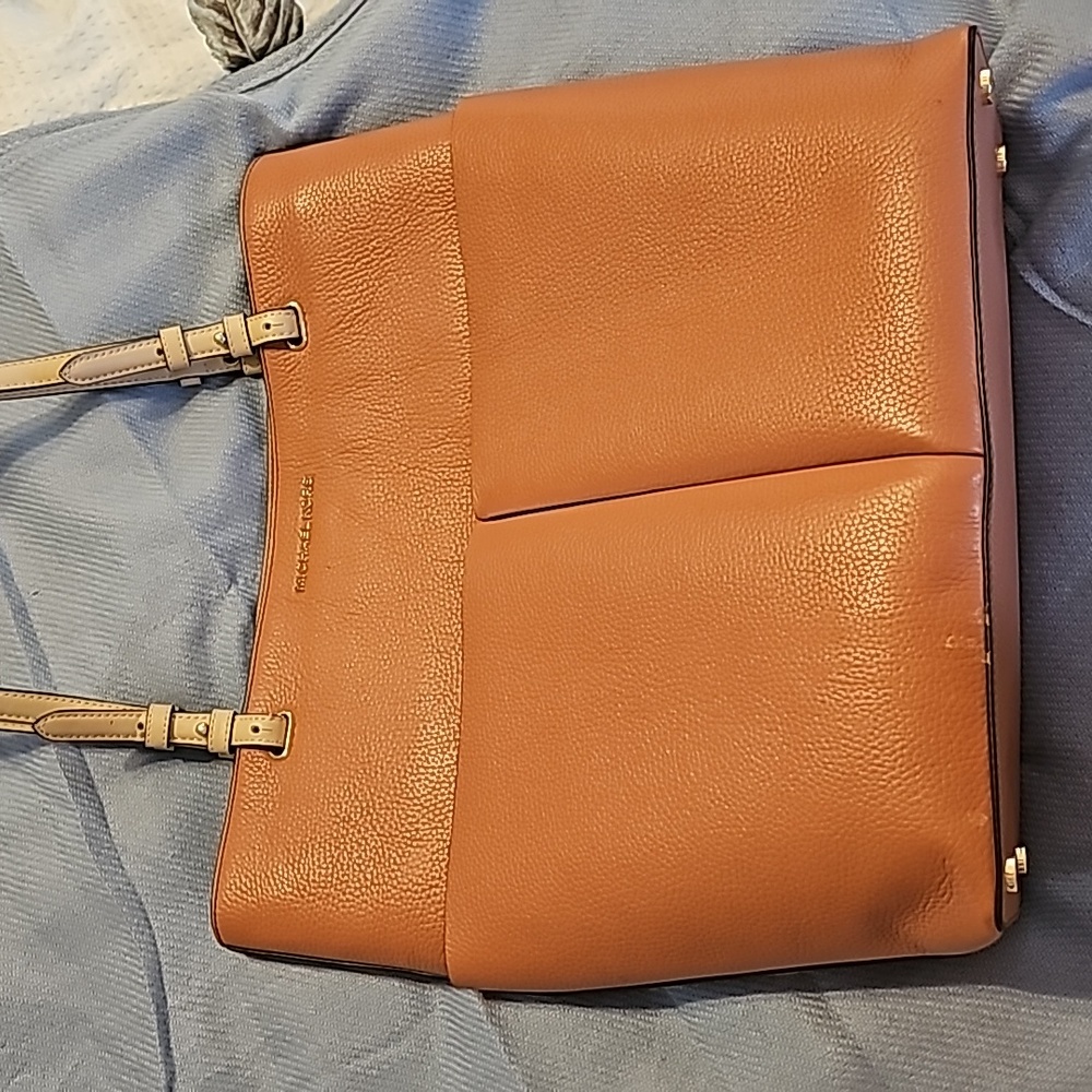 Michael Kohls large tote